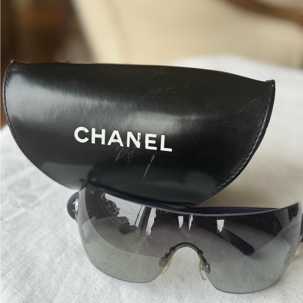 Chanel Dark Gray Sunglasses - Picture 2 of 5